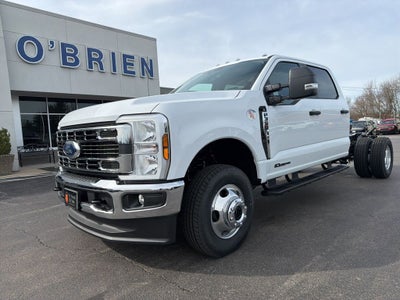 2026 Ford F-350SD CAB AND CHASIS DRW