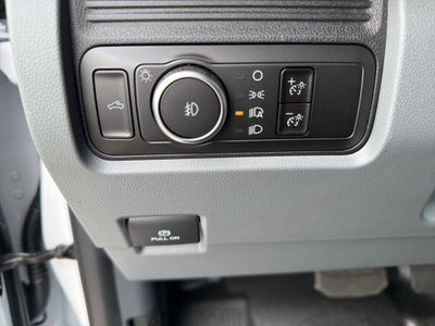 2026 Ford F-350SD CAB AND CHASIS DRW