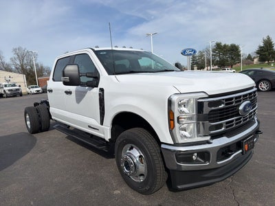 2026 Ford F-350SD CAB AND CHASIS DRW
