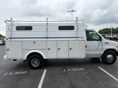 2000 Ford E-450SD Standard Service Body