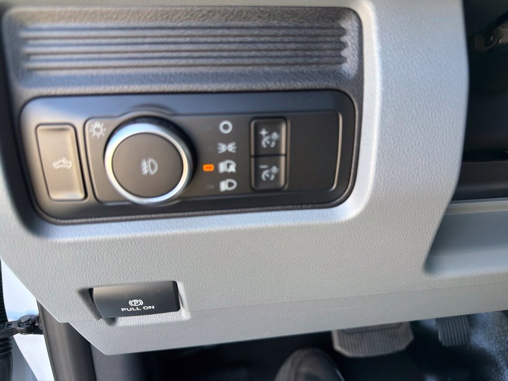 2027 Ford F-250SD XL