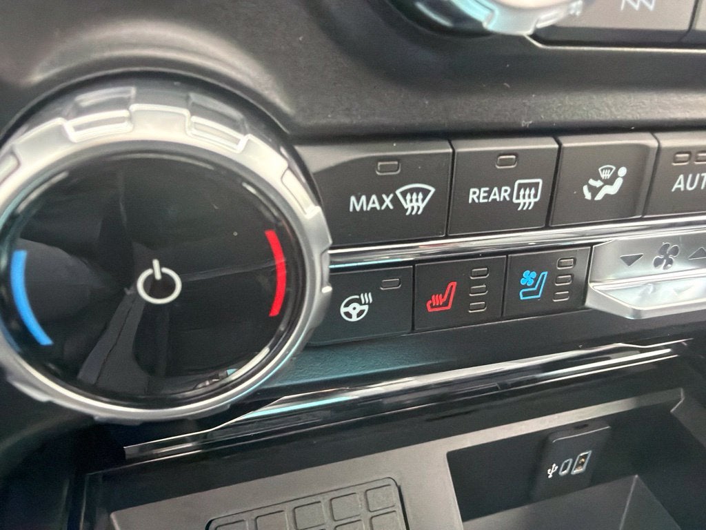 2027 Ford F-250SD Lariat