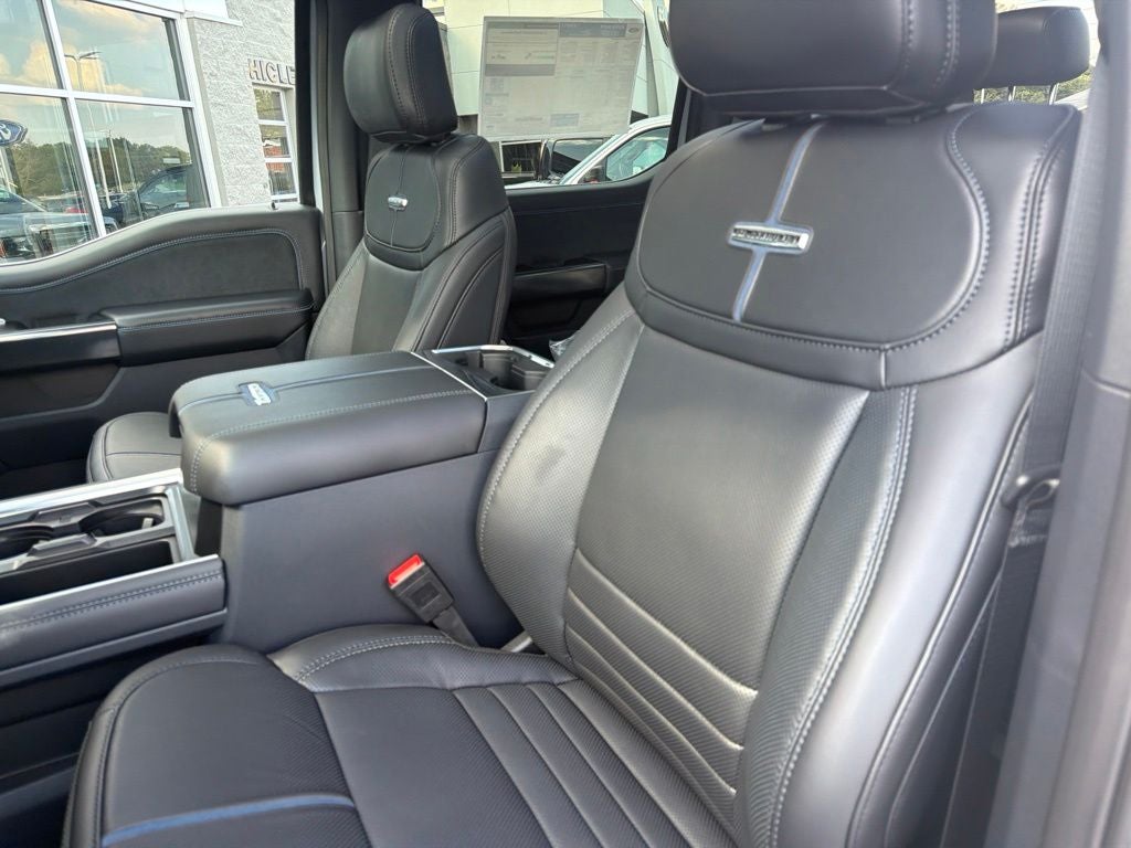 2027 Ford F-350SD Platinum