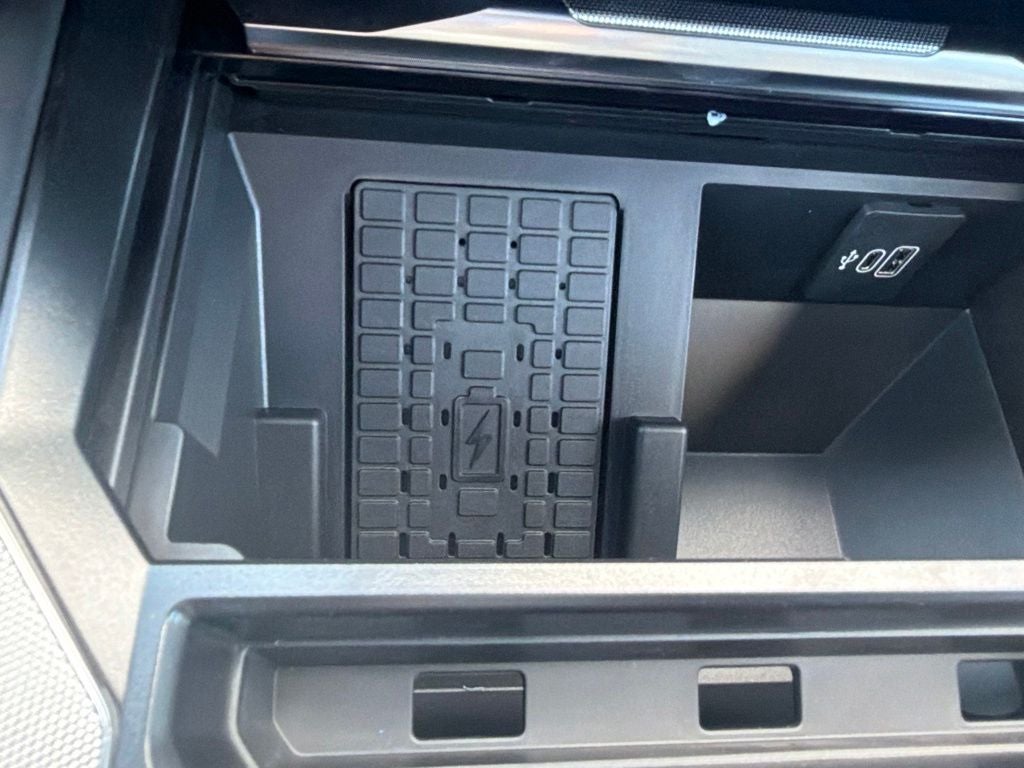 2027 Ford F-350SD Platinum
