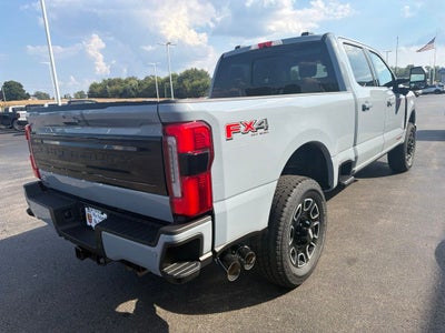 2027 Ford F-350SD Platinum