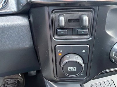 2027 Ford F-350SD Lariat DRW