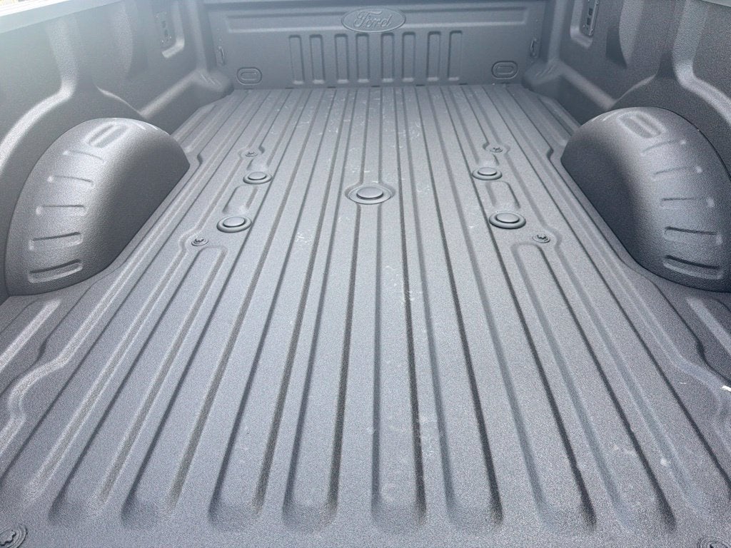 2027 Ford F-350SD Lariat DRW