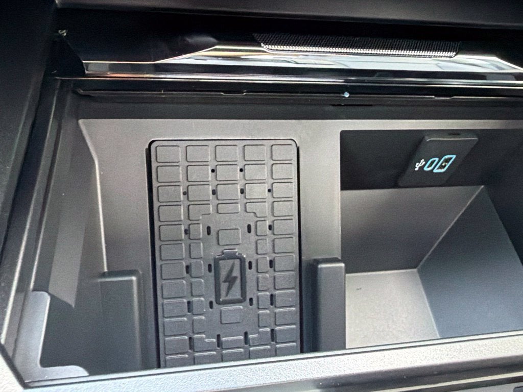 2027 Ford F-350SD Lariat DRW