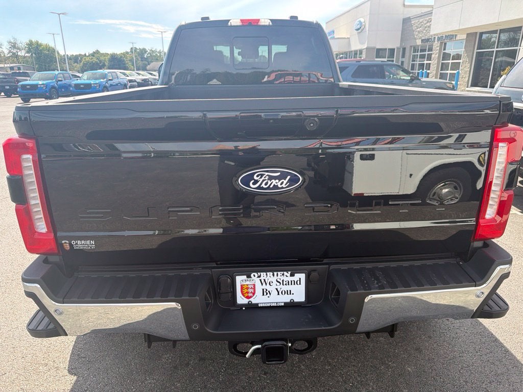2027 Ford F-350SD Lariat DRW