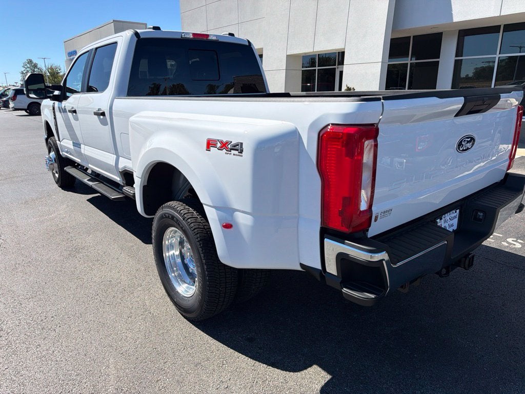 2027 Ford F-350SD XL DRW