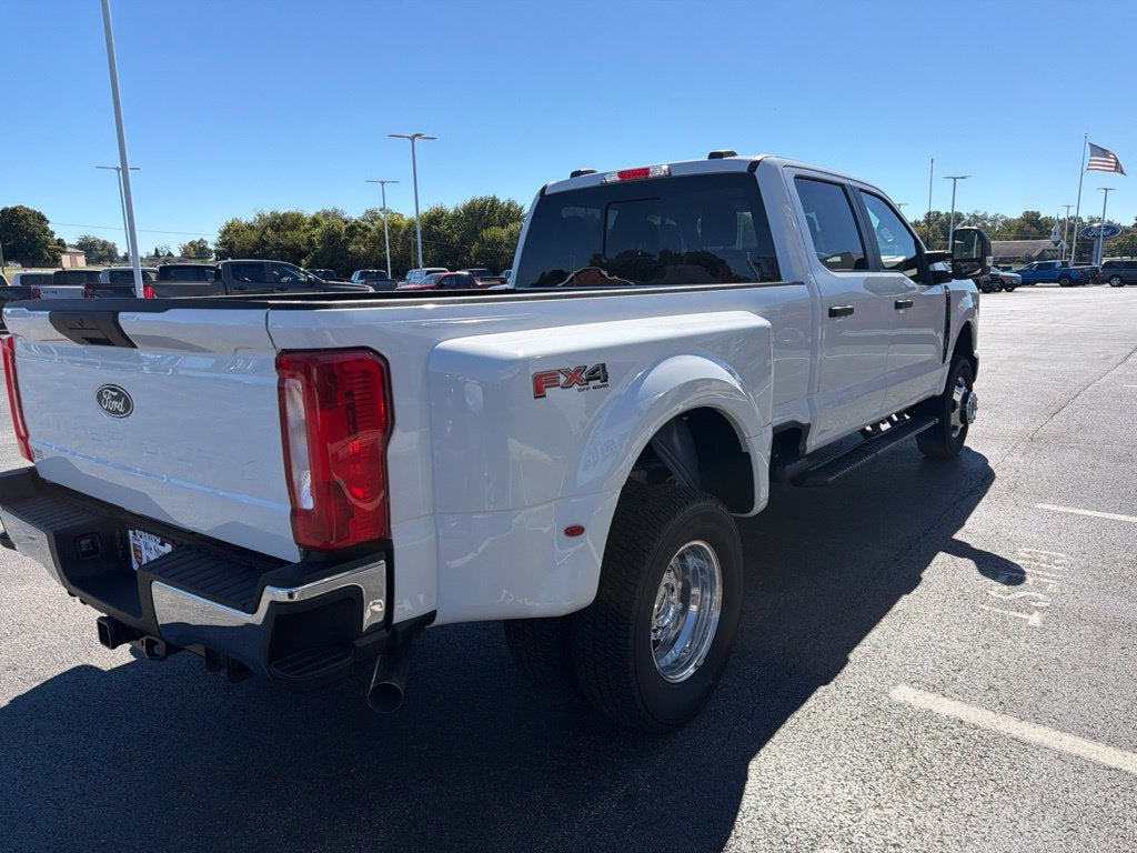 2027 Ford F-350SD XL DRW
