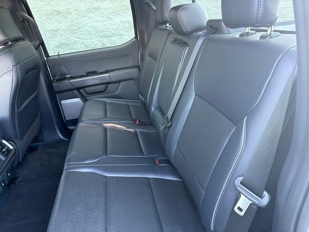 2025 Ford F-150 Lariat Hybrid