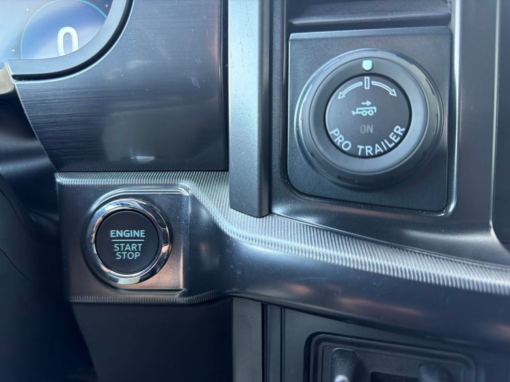 2025 Ford F-150 Lariat Hybrid