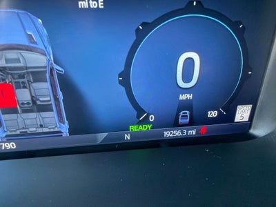 2025 Ford F-150 Lariat Hybrid