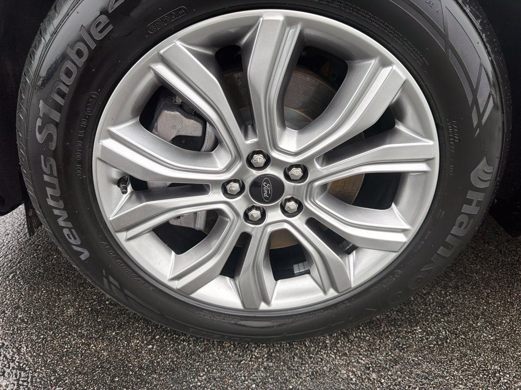 2024 Ford Edge Titanium