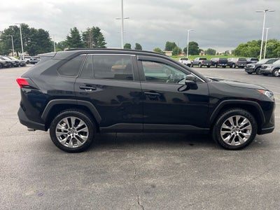 2020 Toyota RAV4 XLE Premium