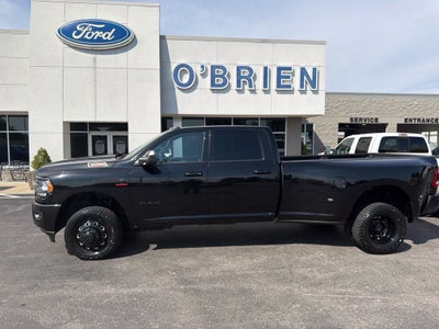 2022 RAM 3500 Big Horn Night Edition