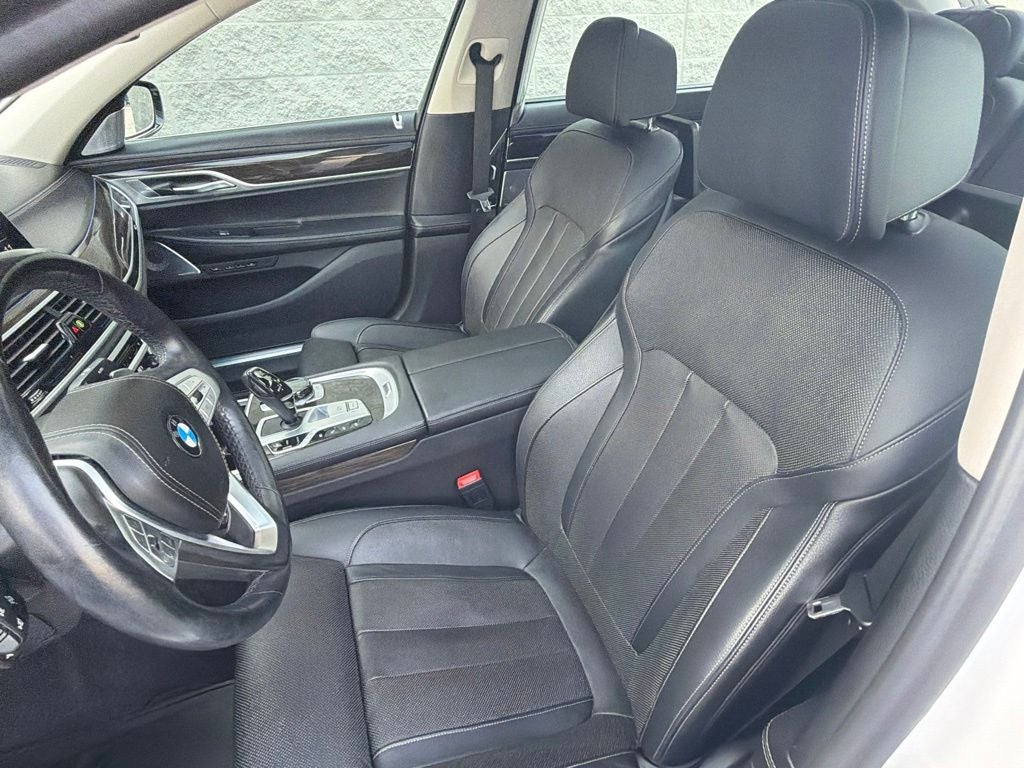 2020 BMW 7 Series 745e xDrive iPerformance